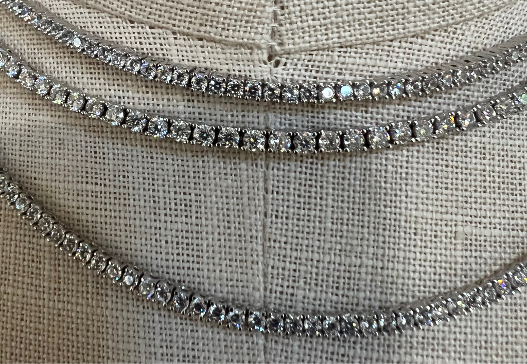 Moissanite and Sterling Silver Square Bezel-Set Tennis Necklace (2.5mm)