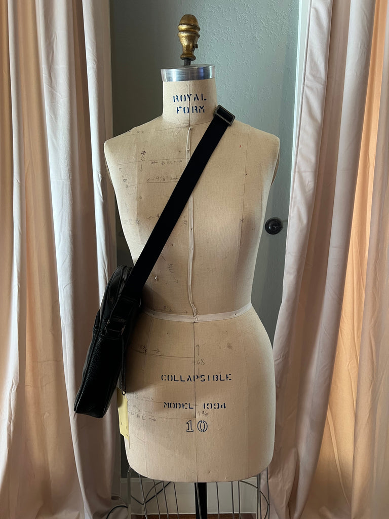 Matt & Nat Ethan Dwell Crossbody Bag in Black