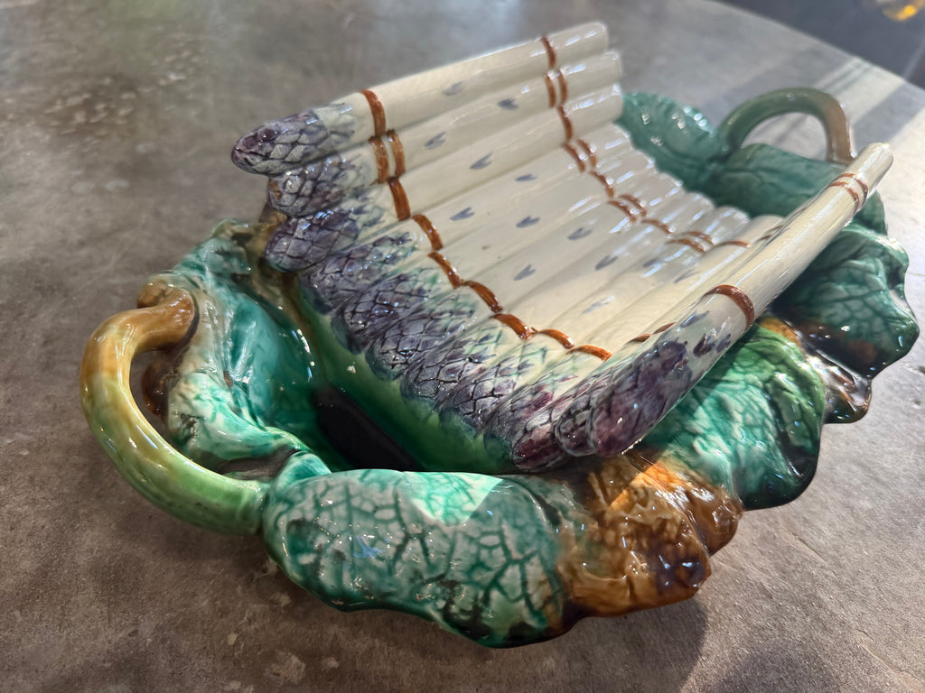 French 19th Century Majolica Asparagus Serving Tray with Foliage Oval Plate