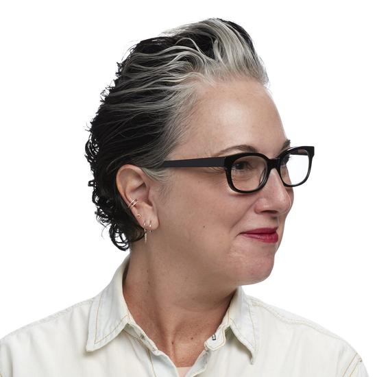 Over Served (Style 2226) Readers in Black (00)