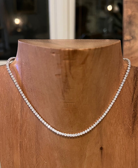 Round Bezel-Set CZ and Sterling Silver Tennis Choker Necklace (1.5 mm)