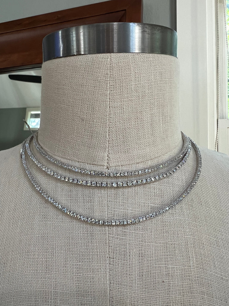 Moissanite and Sterling Silver Square Bezel-Set Tennis Necklace (2.5mm)